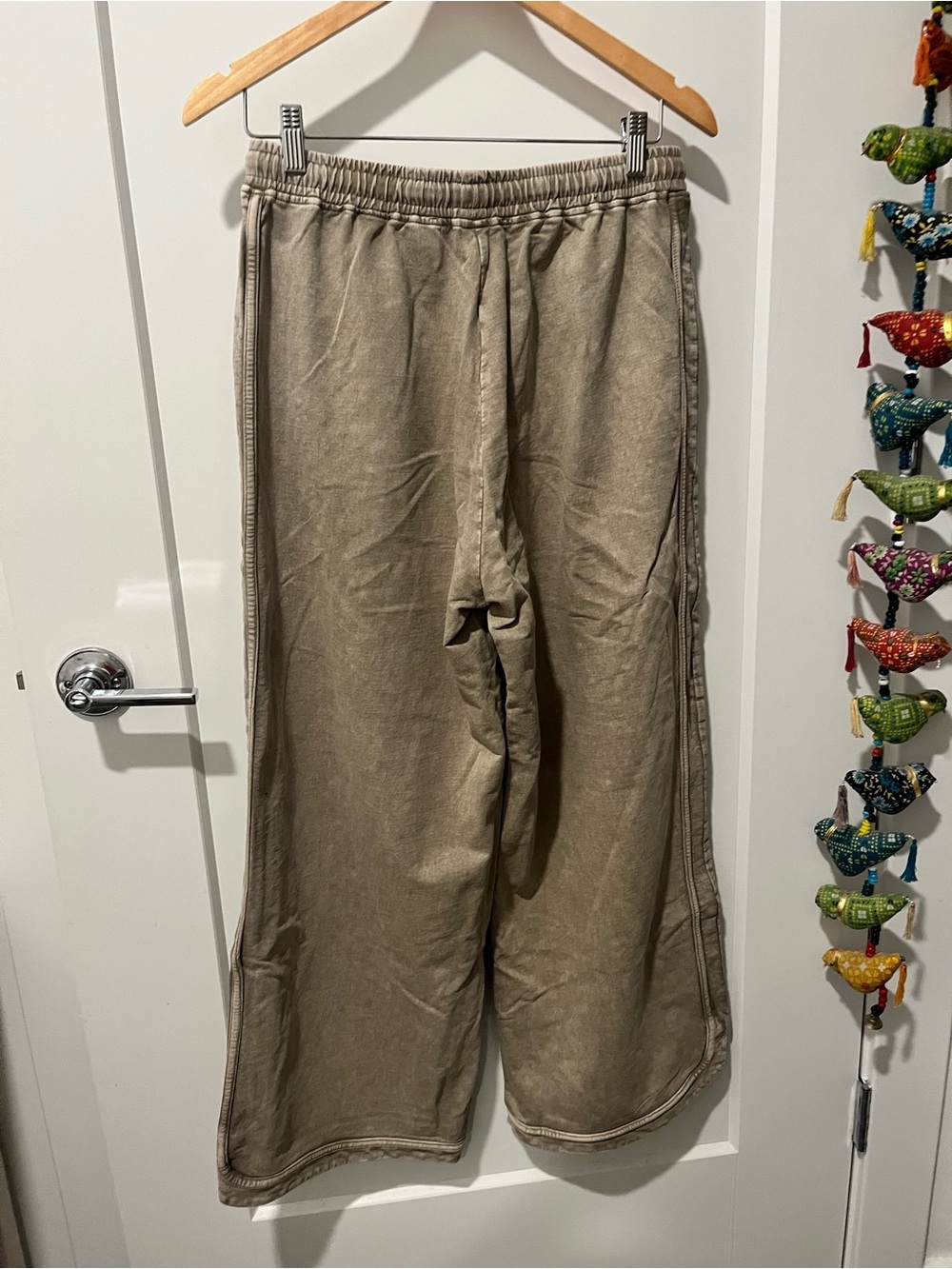 Three Bird Nest So Comfy Wide Leg Cropped Pants, Mocha, Medium, NWT - Picture 7 of 10